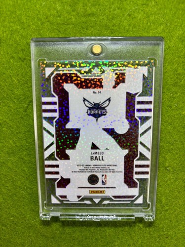 LaMelo Ball BLANCO BRILLO PRIZM TARJETA TRANSPARENTE JERSEY #1 HORNETS 2022 Elite ASIA ROJO - Imagen 22 de 24