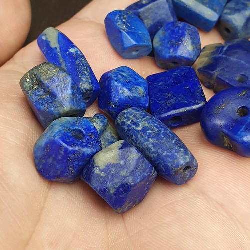 Old Ancient Natural Near Eastern Lapis Lazuli Stone Beads lot - Picture 5 of 24