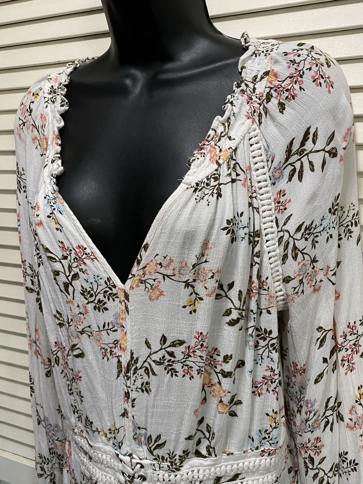 Trapo Americano Marfil Floral Volantes Manga Larga Corbata Calada Crochet Talla XL Foto 2 de 4