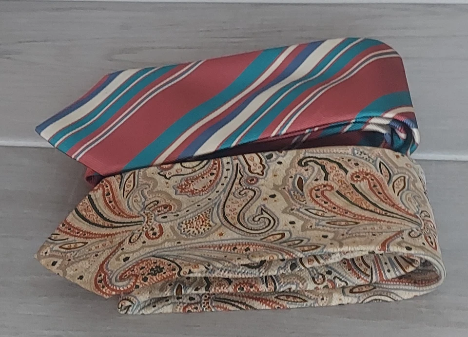 ЛОТ из 2 дизайнерских мужских шелковых галстуков Liberty of London сделано в США и Англии в полоску - Изображение 3 из 4