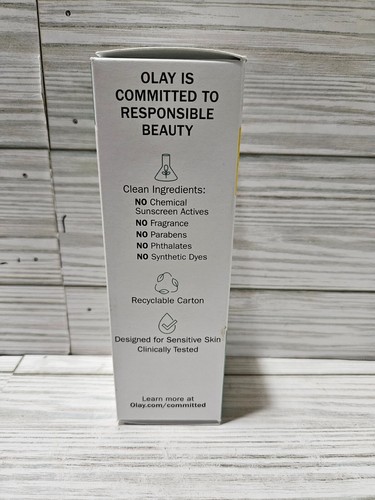 Olay Sensitive Mineral Sunscreen Zinc Oxide with Colloidal Oatmeal SPF 30 1.7 oz - Picture 2 of 4