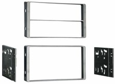 Metra 95-5600 Ford/Lincoln/Mercury 95-05 Double Din CD Player Mounting Kit