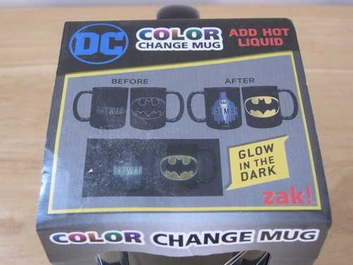 DC Comics Batman Mug Glow in the Dark & Color Change Mug - Picture 5 of 8