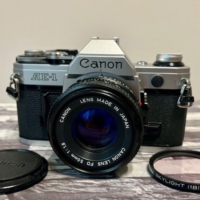 Canon AE-1 SLR 35mm Film Camera w/ Canon Lens FD 50mm F1.8!（issue）