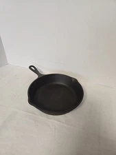 Vintage Lodge #5 SK 3 Notch Cast Iron Skillet 8" Restored And Seasoned USA