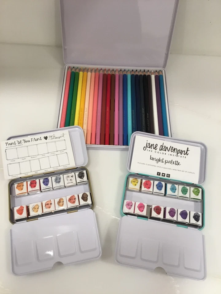 Jane Davenport Juegos de Paleta Brillante y Neutral y Juego de Lápices Varita Mágica Foto 2 de 2