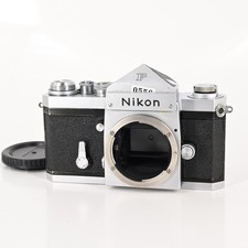 Nikon F SLR Camera Kit w/Eye Level Viewfinder Standard Prism 805