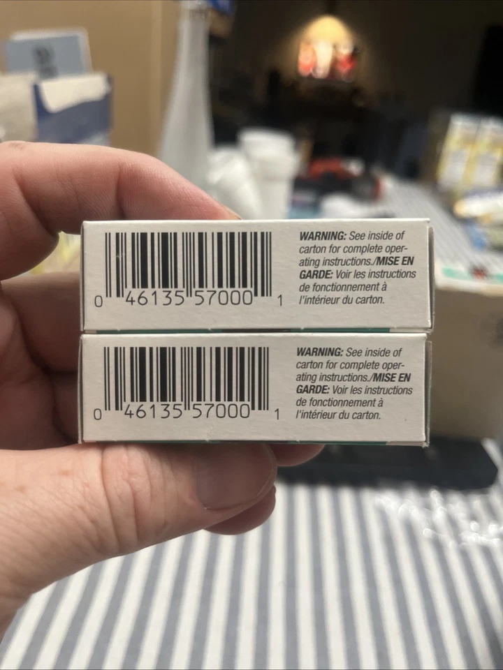 2X Sylvania 25W 120V Halo Capsylite Clear Finish G9 Base T4 Shape - Image 2 of 3