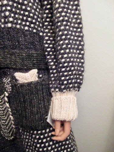 Save the Queen Gray Cream Sweater Coat XL 10 12 Chunky Belted Italy NWT $575 - Picture 5 of 12