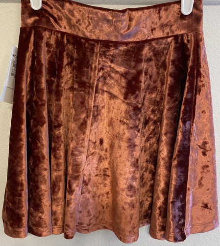 NEW Nordstrom Crushed Velvet Velour Skater swing Skirt girl size Large 10/12 - Picture 2 of 3