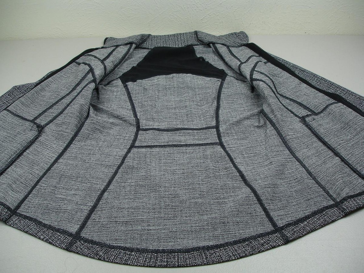 Women's 6 Lululemon Define Jacket Ritual Jacquard Luon Black White