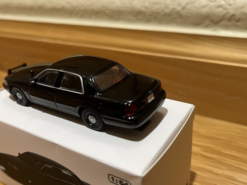 596 Model 1:64 Black FORD CROWN VICTORIA POLICE INTERCEPTOR Unmarked RTS Limited - Picture 3 of 13