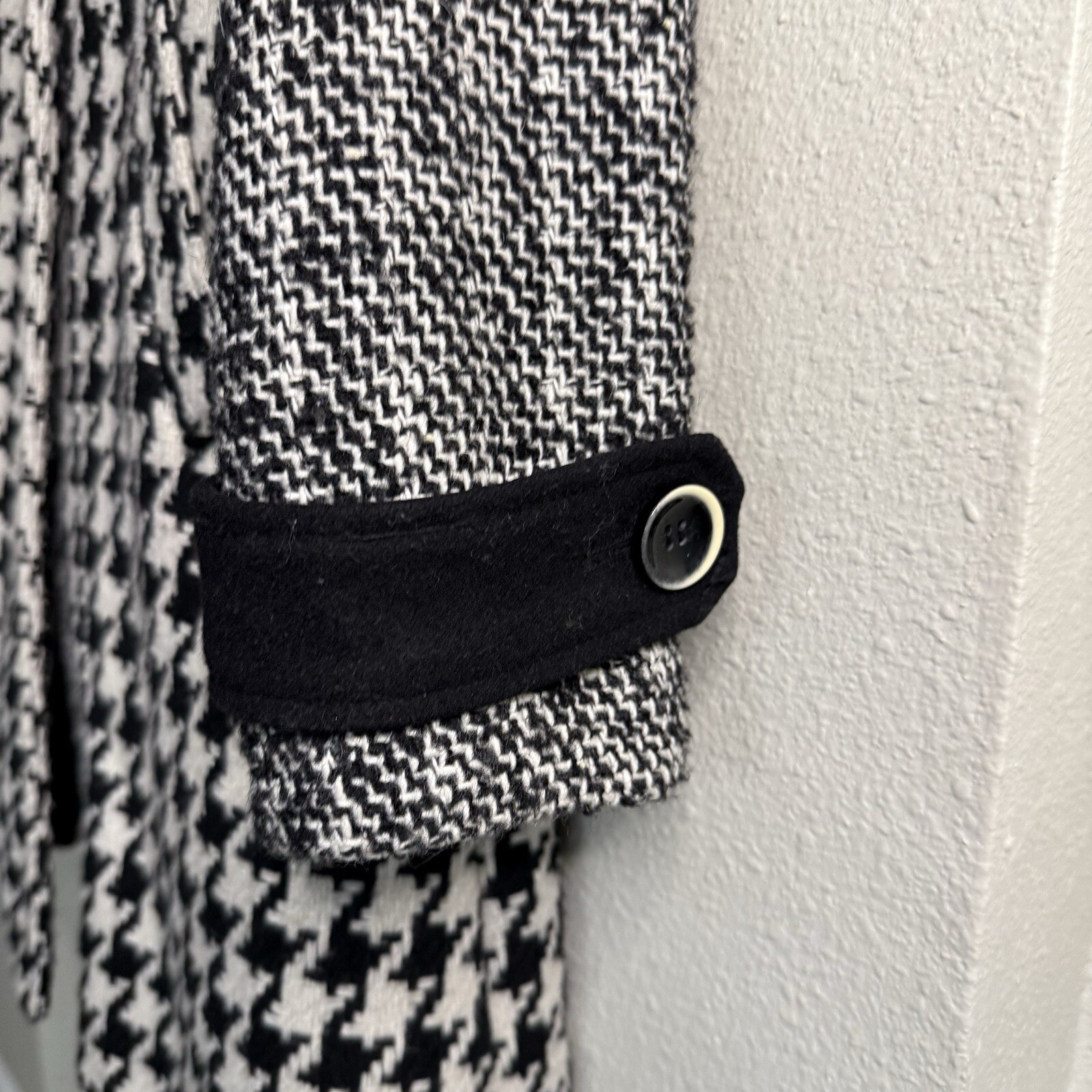 Express Women’s Mixed Pattern Swing Coat Houndsto… - image 6