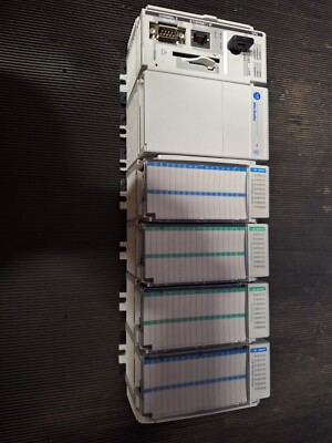 Allen Bradley 1769-L32E Logix 5332E Prozessor Compact Logix mit E/A Modulen