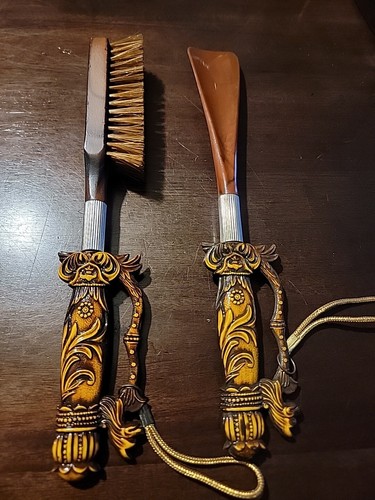 Vintage Catalin Shoe Horn And Brush Dog Made In Japan