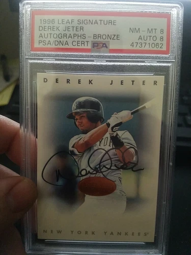 1996 Leaf Signature Derek Jeter Autographs Bronze PSA 8 auto 8