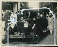 1928 Press Photo Evelyn Cohen and the minute-men drivers for G.O.P. speakers