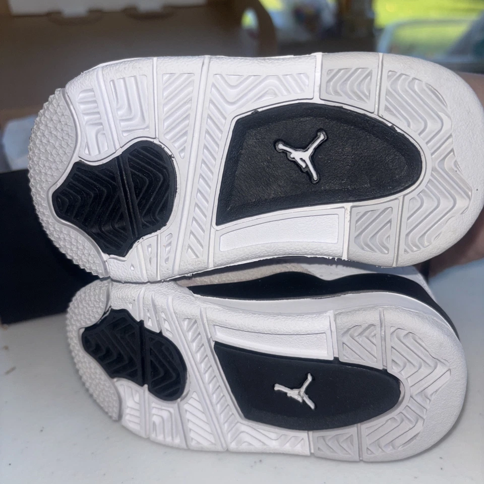 Jordan 4 Retro (TD) Blanco Negro Gris Neutro Talla 3c Talla Niño Pequeño Foto 3 de 4