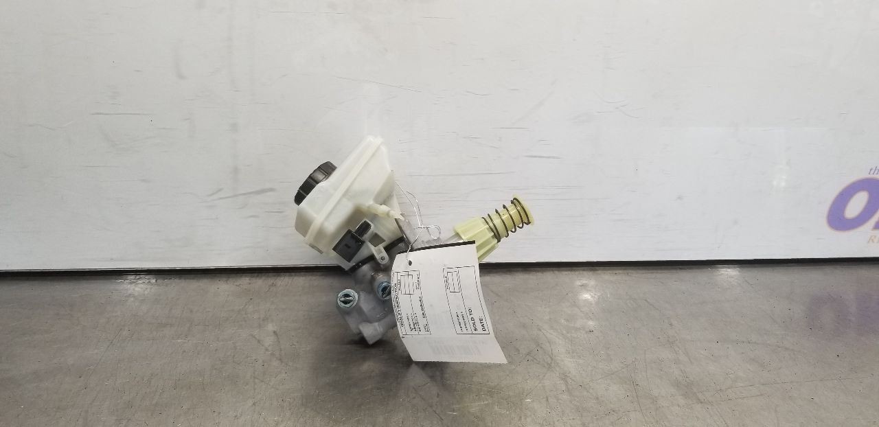 Bentley Bentayga Master cylinder