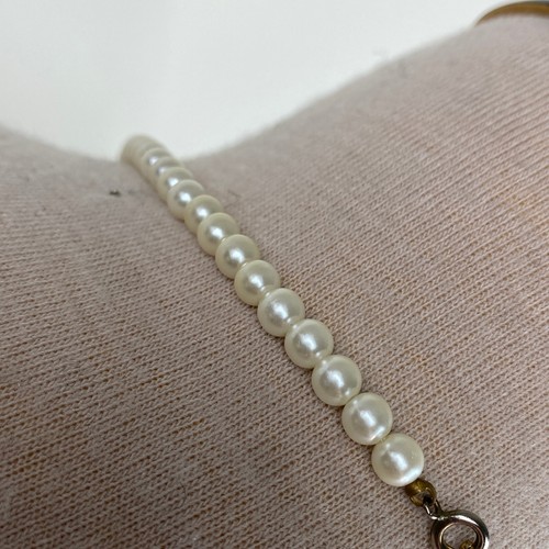 Vintage White Glass Faux Pearl Bead Necklace 18.5" - Picture 7 of 7