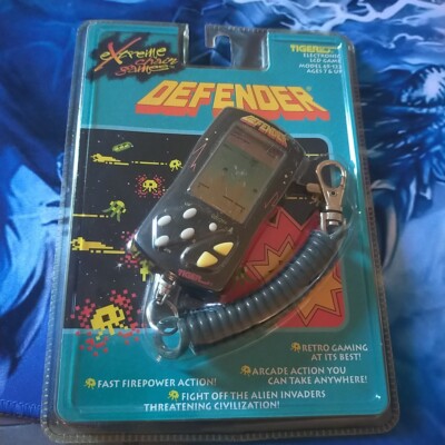 TIGER DEFENDER 1980. ELEKTRONISCHER ARCADE-SCHLÜSSELANHÄNGER HANDHELD-SPIEL. KLASSISCHES RETRO SPIELZEUG