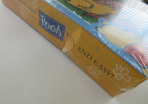 Kit de alfombras gancho con pestillo Disney Winnie the Pooh and Piglet 13"" x 13"" Caron hecho en EE. UU. - Imagen 12 de 12