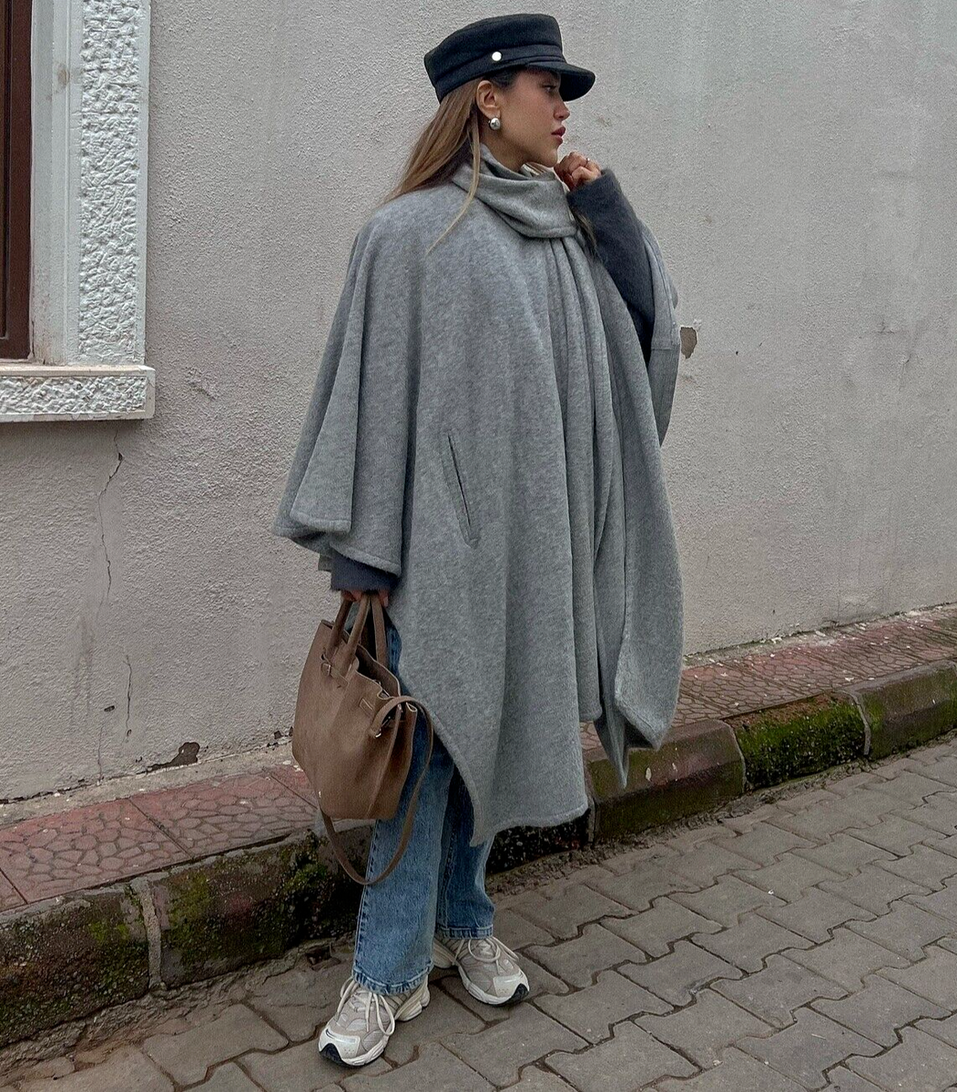 IORE イオレPONCHO COAT / CHARCOAL GRAY IORE PONCHO COAT / CHARCOAL GRAY