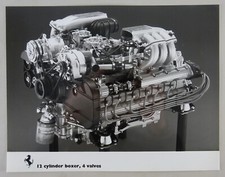 Foto Ufficiale / Foto Pubblicitaria Ferrari Testarossa V12 Motore Vista Laterale