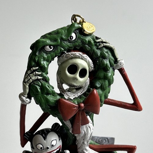 DISNEY STORE NIGHTMARE BEFORE CHRISTMAS JACK & SCARY TEDDY SKETCHBOOK ORNAMENT - Picture 2 of 8