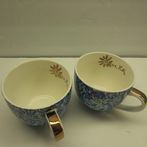 Lilly Pulitzer Mugs Set of 2 Blue Floral Gold White Porcelain Tea Cups 12 OZ - Picture 2 of 11