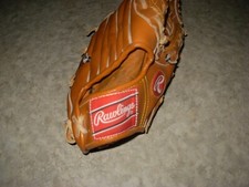 Rawlings Ken Griffey Jr Right-Handed 11-inch Baseball Glove RBG 129