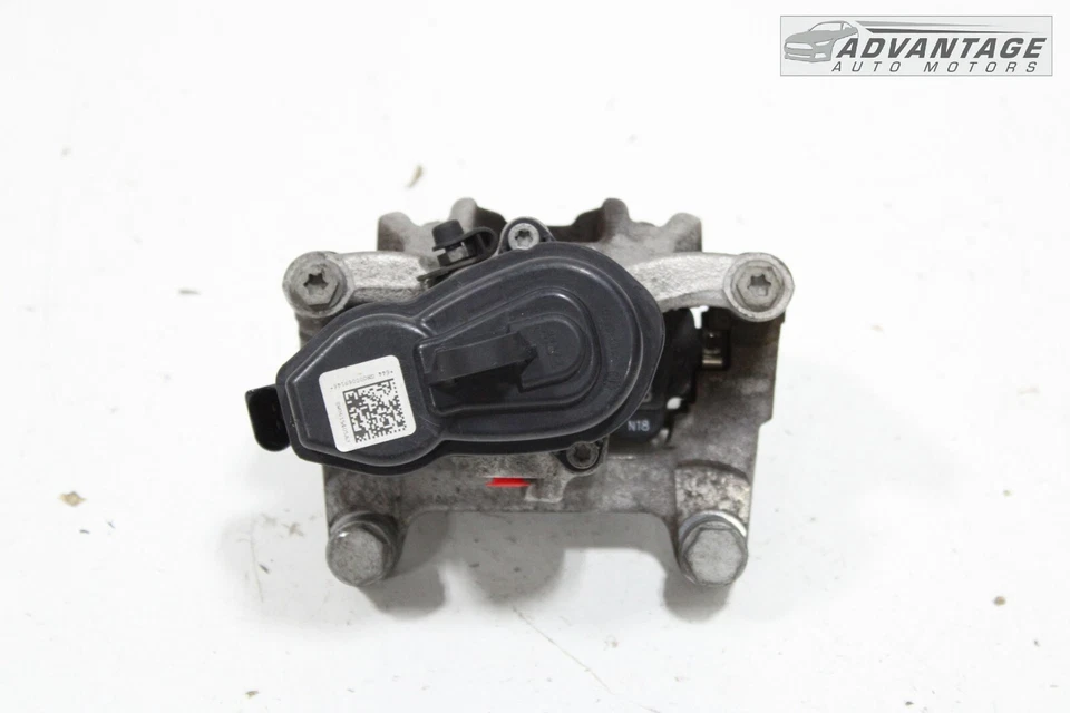 2017-2018 AUDI A4 QUATTRO REAR LEFT SIDE ABS BRAKE CALIPER W/ ADJUST MOTOR OEM - Image 2 of 4