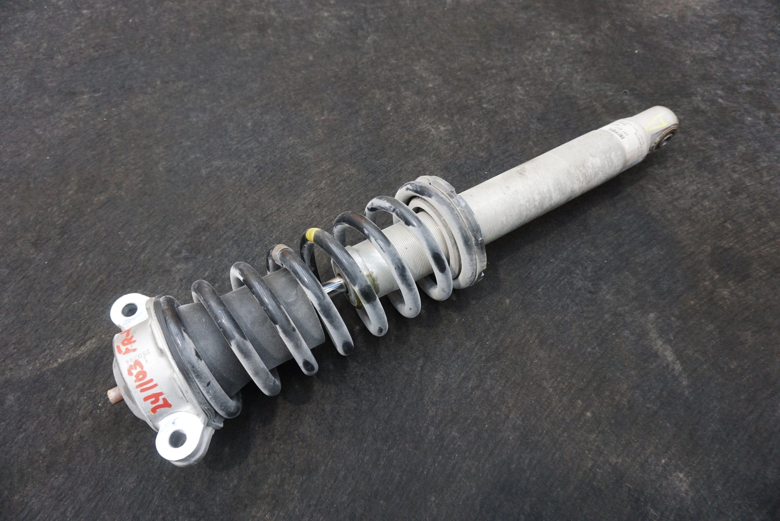 Front Left Or Right Shock Absorber Spring Strut 247207 Ferrari California 08-14