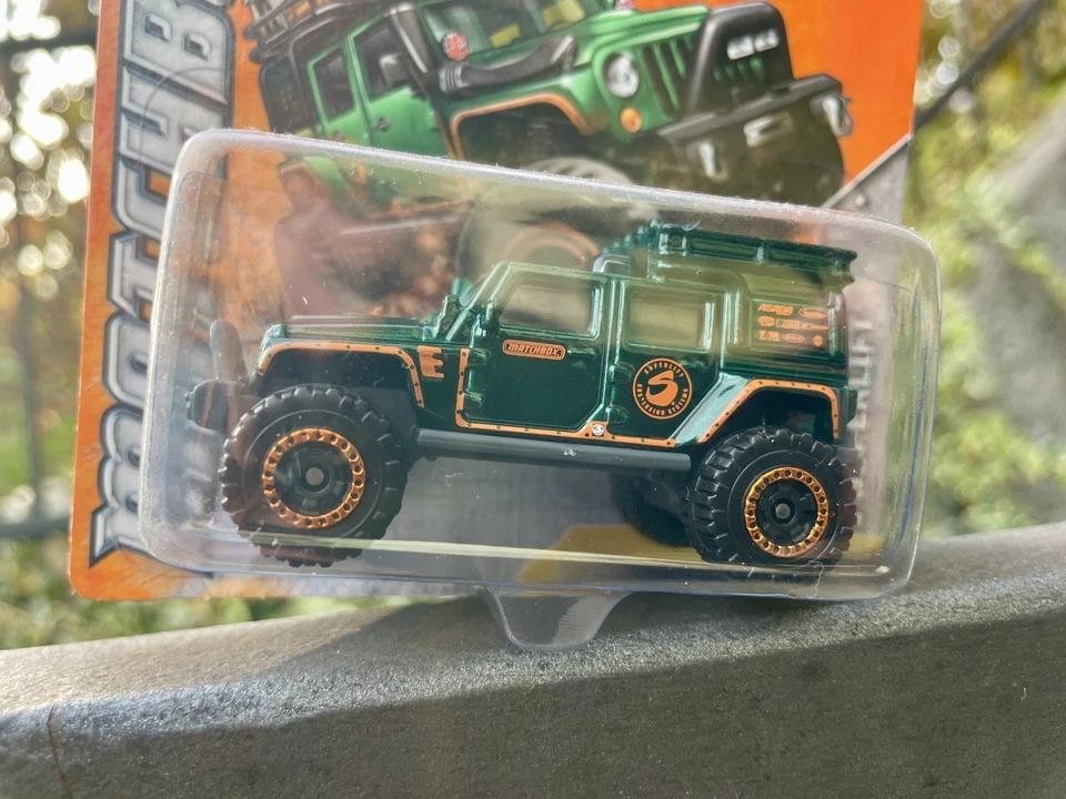 1:64 MATCHBOX JEEP WRANGLER SUPERLIFT NUOVA - Immagine 3 di 4