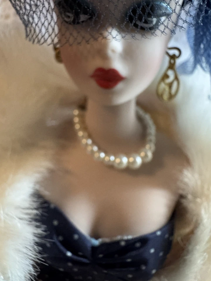 Barbie Gay Parisienne 1991 porcelana edición limitada con caja 07554 #1 nueva Foto 2 de 4