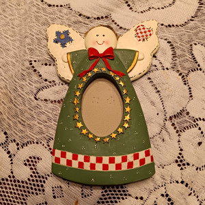 Connoisseur Angel Christmas Photo Frame Easel Back Rear load Kitschy Country