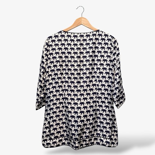Elizabeth McKay Elephant Tunic Silk Blouse Blue White 3/4 Sleeve, Size 6 Preppy - Picture 9 of 9