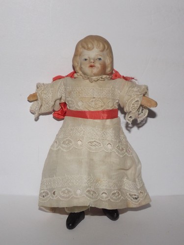 Vintage Porcelain Head Legs Wood Hands Stuffed Body Doll  6 1/2"