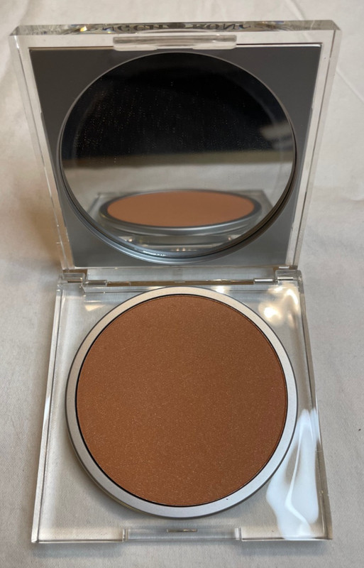 Longcils Boncza Paris Poudre de Soleil Compact Bronzing Powder 10g - NEW!