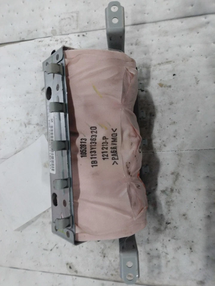 Used Right Instrument Panel Air Bag fits: 2014 Scion XB passenger dash Right Gra Foto 2 de 4