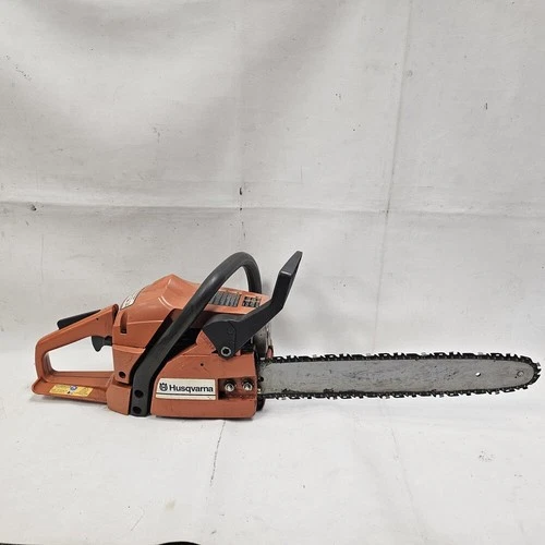 HUSQVARNA 142 E-SERIES 17" BAR GAS POWERED CHAINSAW