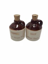 VTG Mount Vernon Ceramic Glazed Salt & Pepper Set Crock Whiskey Jug