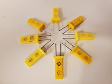 Vintage MCM 1960’s Travco Yellow Gold Daisey Corn Holders Stainless Prongs