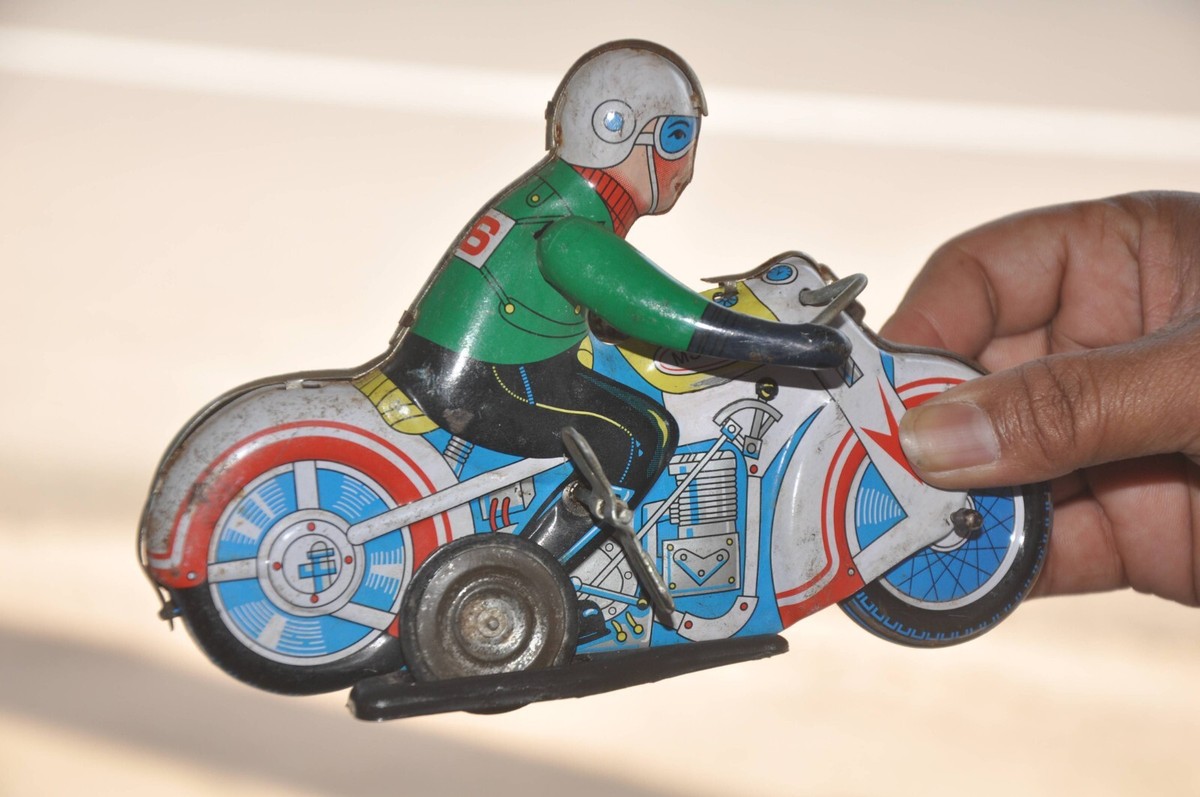 Vintage No. 26 MS 702 Sports/Racer Litho Motorcycle Tin Toy Vintage No. 26 MS 702 Sports/Racer Litho Motorcycle Tin Toy