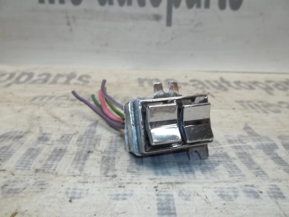 1977-1979 CADILLAC FLEETWOOD DEVILLE OEM FACTORY WINDOW SWITCH CONTROL CONNECTOR - Image 2 of 4