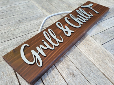 Grill & Chill Bratwurst - Holzschild für Lounge Garten Chill Ecke Terrasse 50 cm