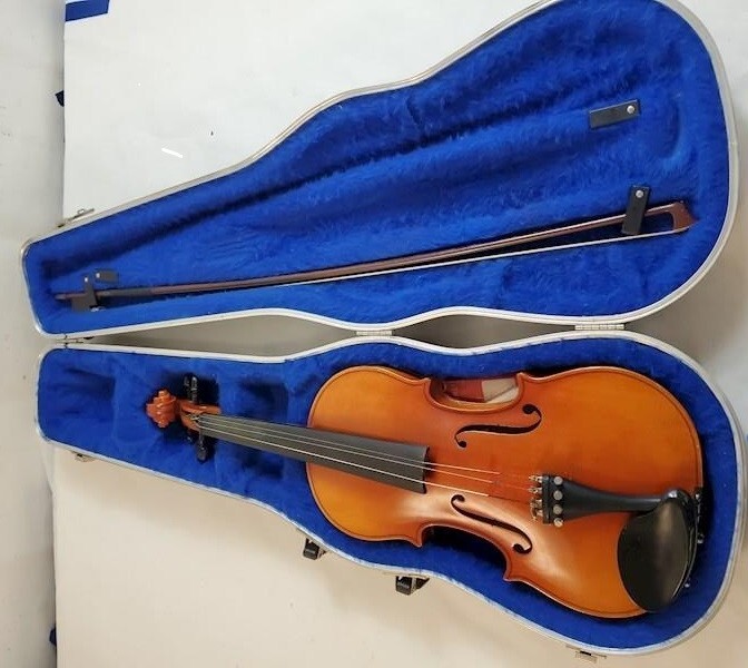 Masakichi Suzuki No. 9044 size 4/4 Violin, Japan, Case & Bow, Very Good Cond | eBay Masakichi Suzuki No. 9044 size 4/4 Violin, Japan, Case & Bow, Very Good Cond | eBay