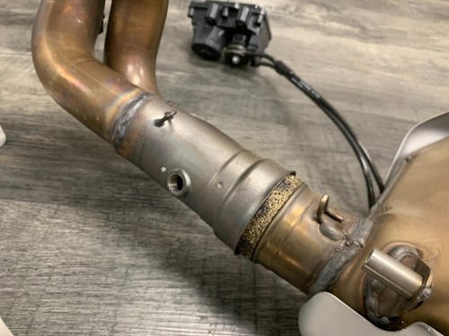 Ducati 2018-2023 Panigale V4 V4S OEM Muffler Exhaust Head Pipes Manifolds #1 - Picture 8 of 22