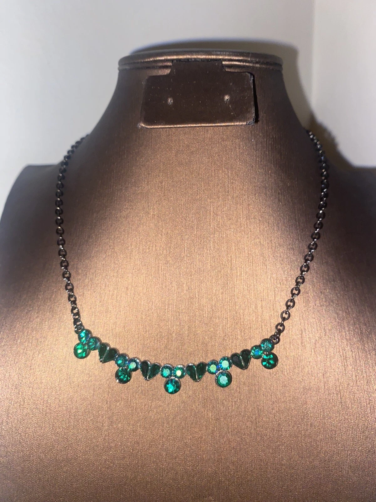 GIVENCHY Of New York SPLENDIDA collana di pietra verde