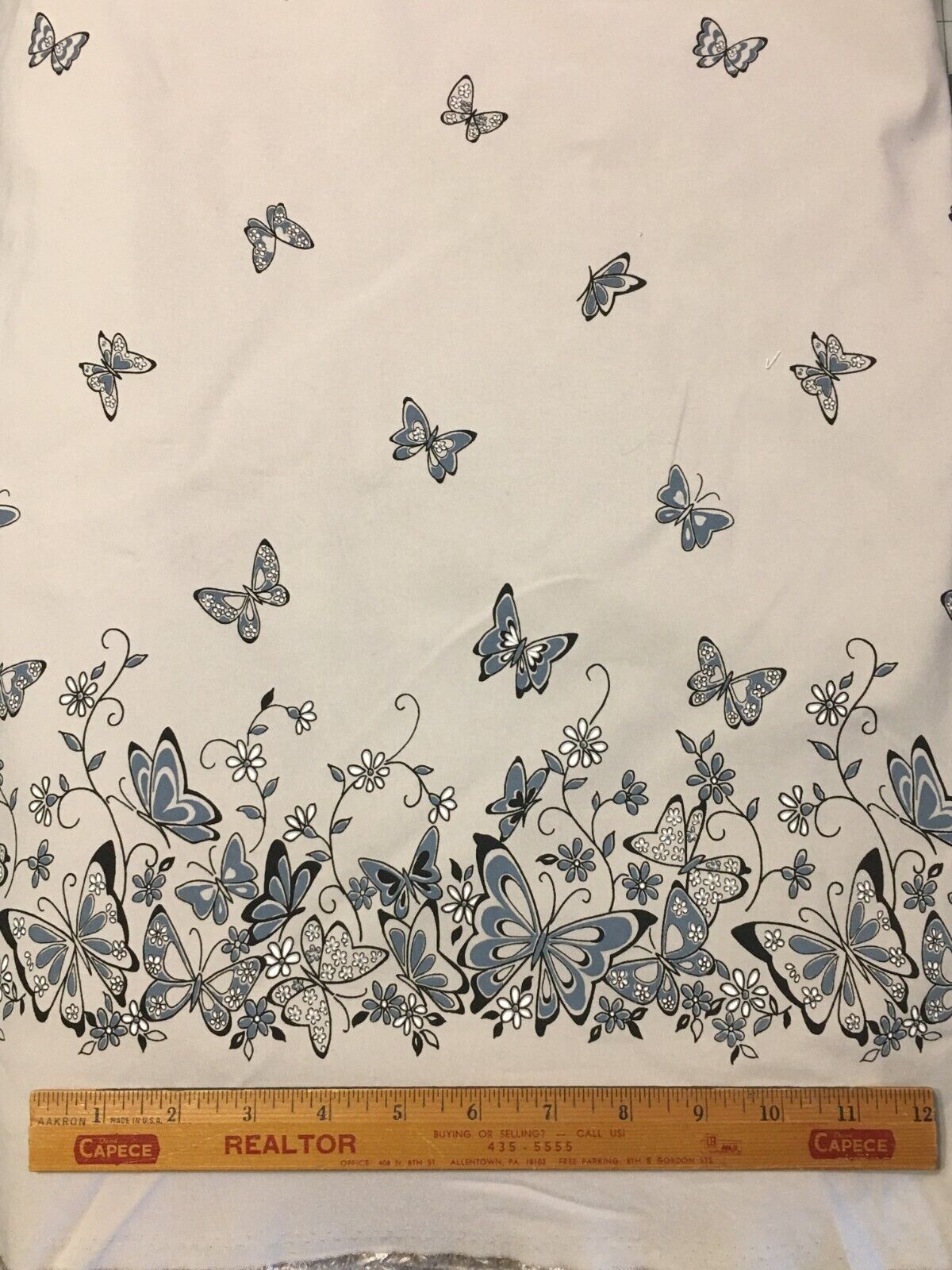 Picture 1 of 1